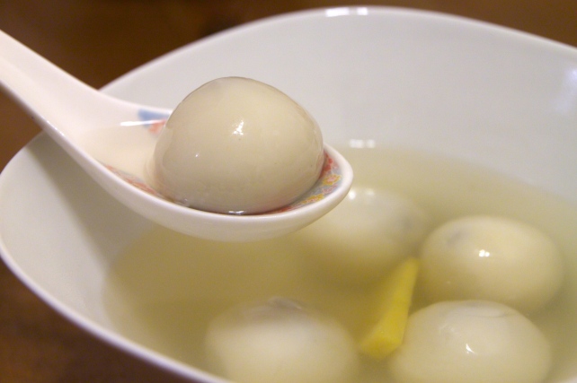 chinese new year: sesame glutinous rice balls